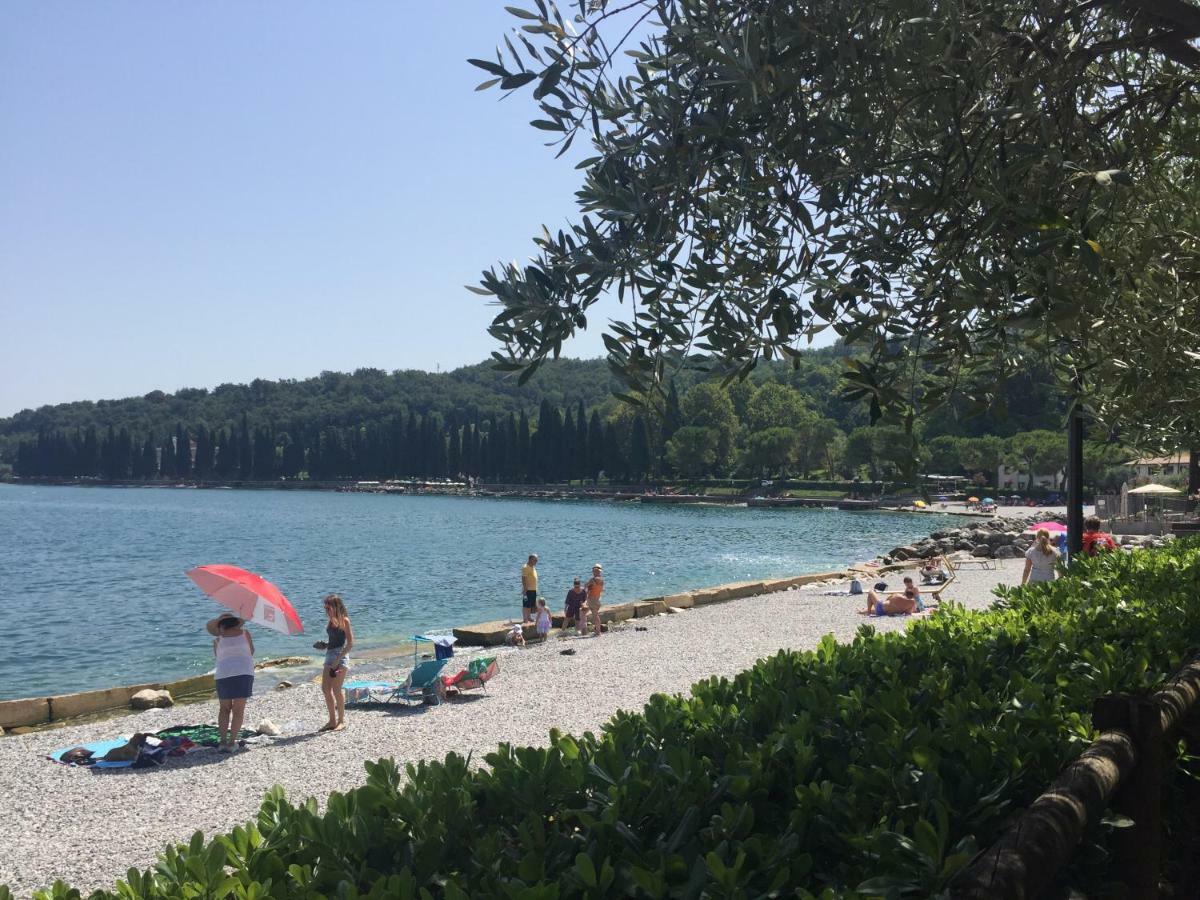 Appartamenti Al Golfo Salo Exterior photo